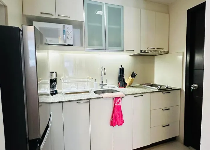 The Mactan Newtown, 1-br Seaview Apartment Punta Engano (Mactan)